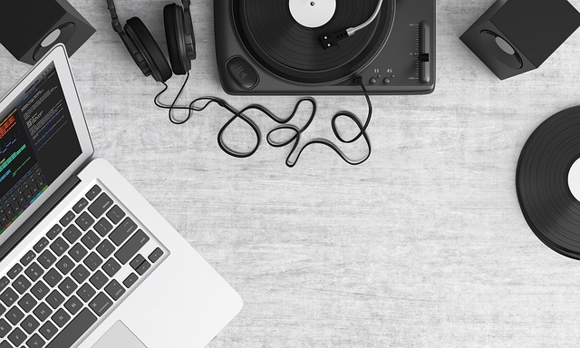 turntable-ga852d672e_640.jpg